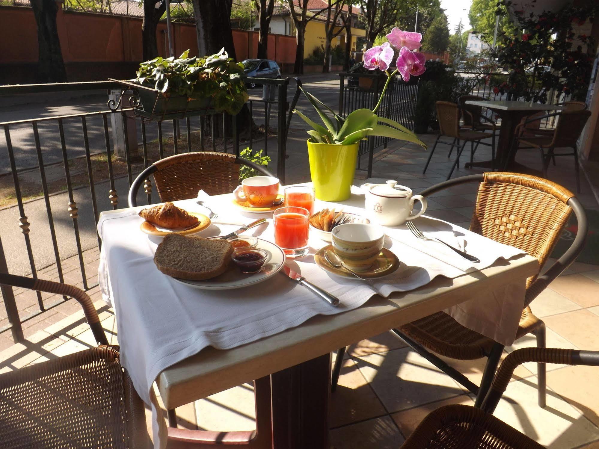 Hotel Damodoro Pordenone Exterior photo